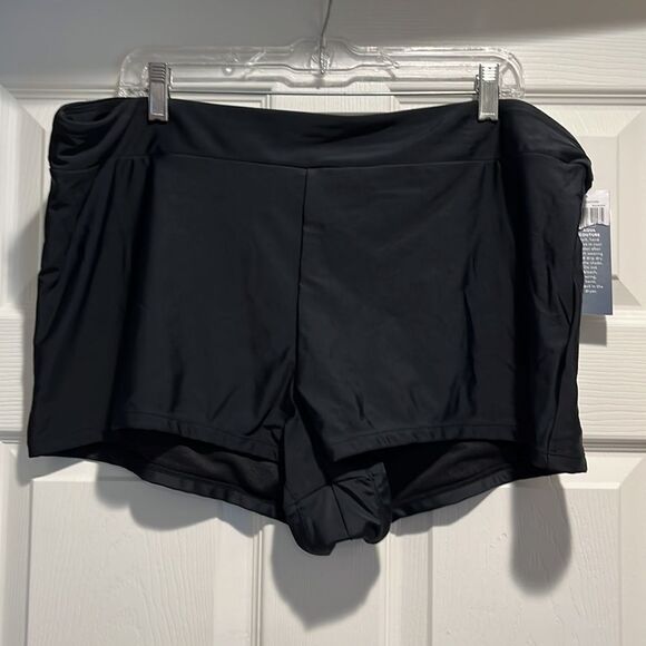 NWT Aqua Couture bikini top with swim shorts size 2x - Picture 3 of 8